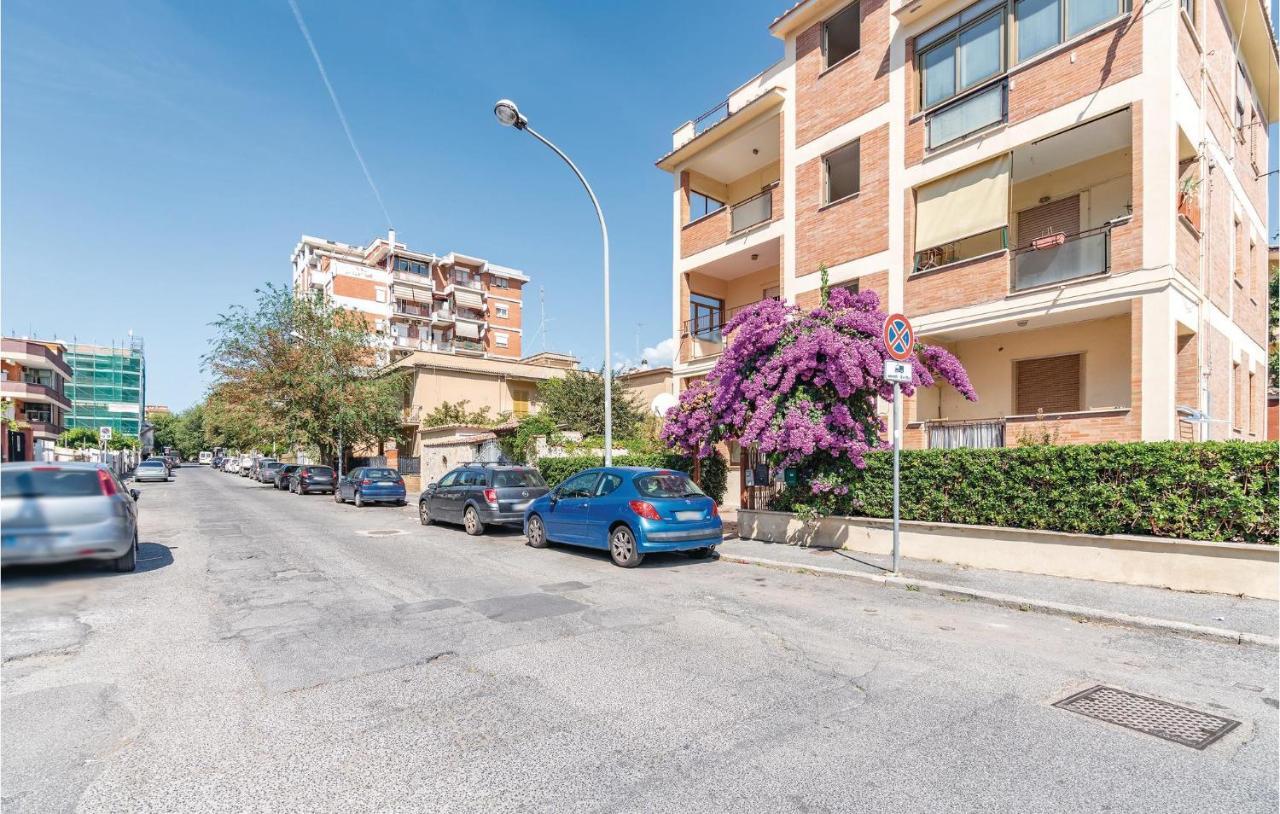 Gorgeous Apartment In Ladispoli Rm With Wifi Extérieur photo